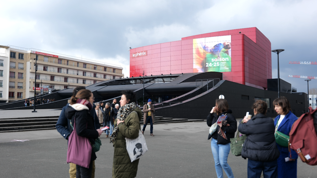 le phénix façade